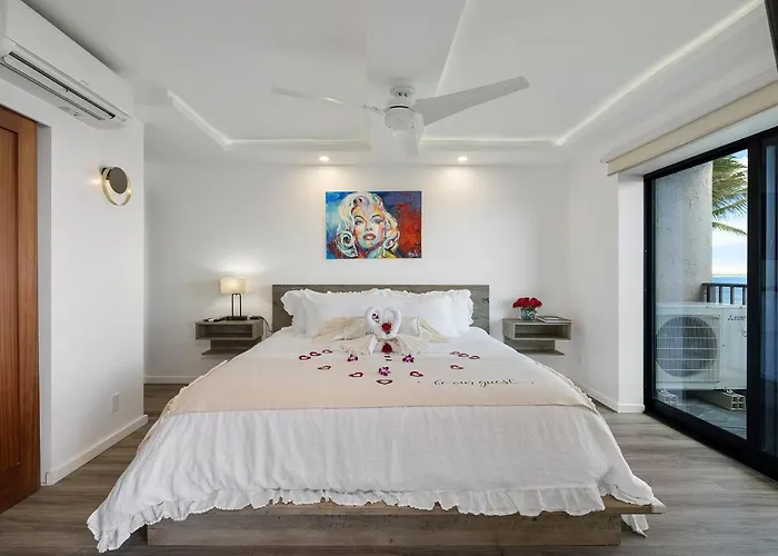 Spectacular Luxury , Modern Oceanfront Condo Maalaea-Kihei ,Maui
